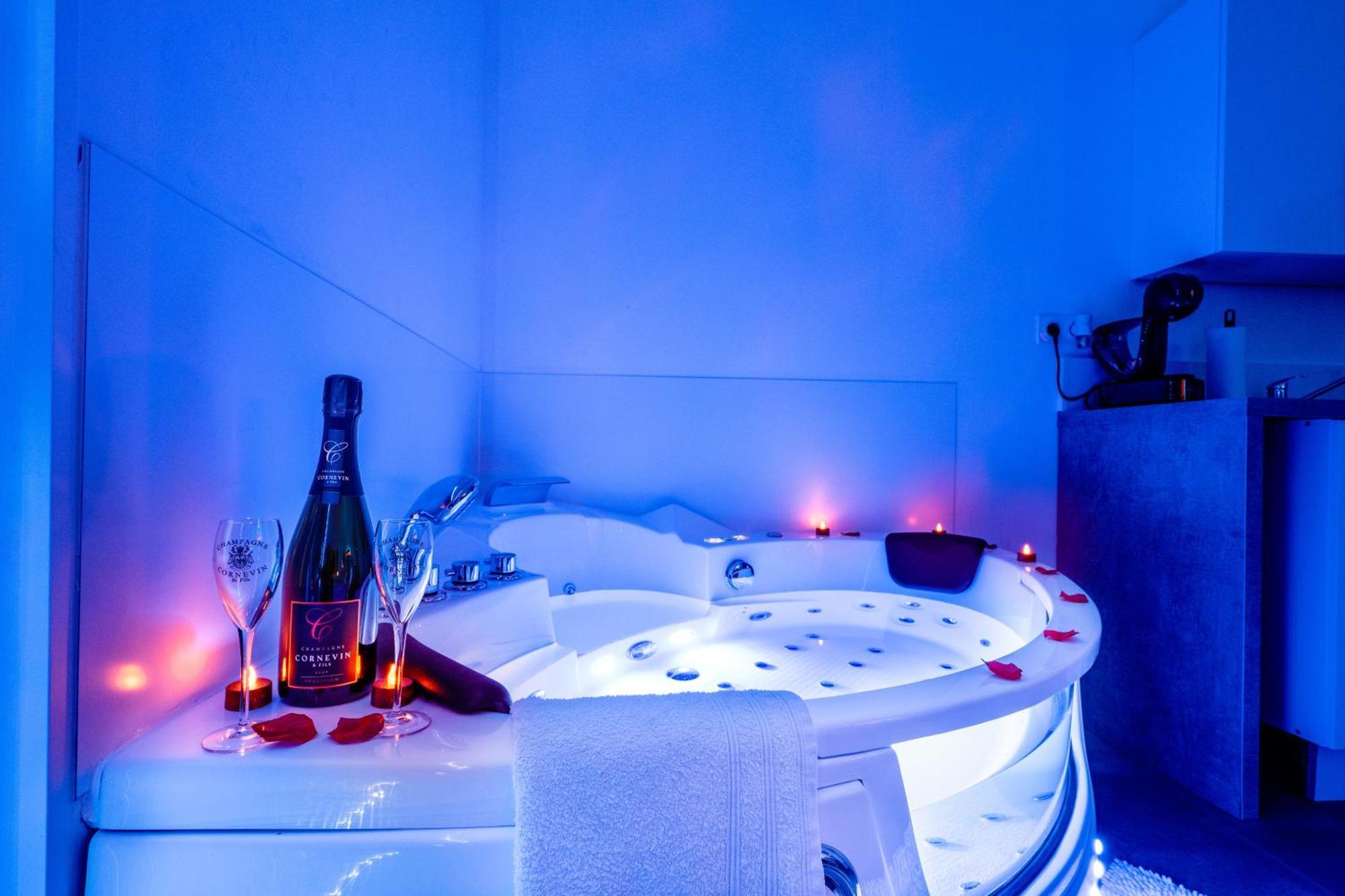 Suite Romantique Sault-de-Vaucluse Kültér fotó